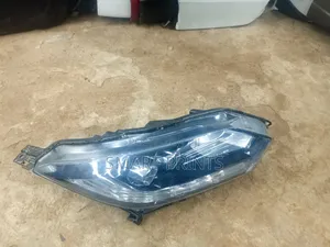 Headlight Honda Vezel