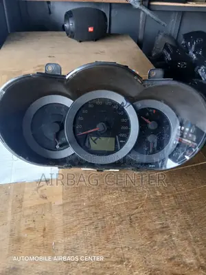 Vanguard/Rav 4 Speedometer Clock/ Cluster