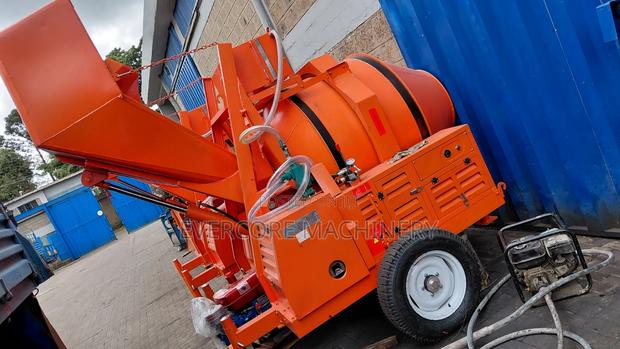 Industrial Rdcm350 Diesel Concrete Mixer Selfloader