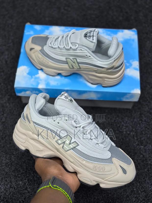 New Balance 1000 Cream