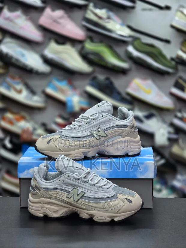 New Balance 1000 Cream - thumbnail 3