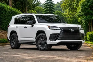 Lexus LX 600 2022 White