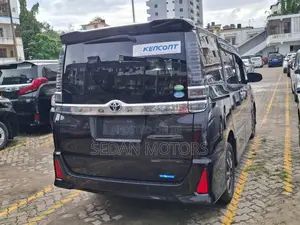 Toyota Voxy 2019 Matt Black