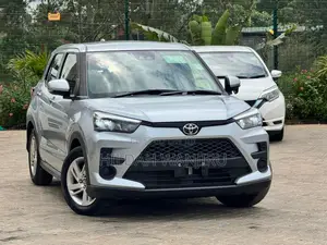 Toyota Raize 2019 Silver