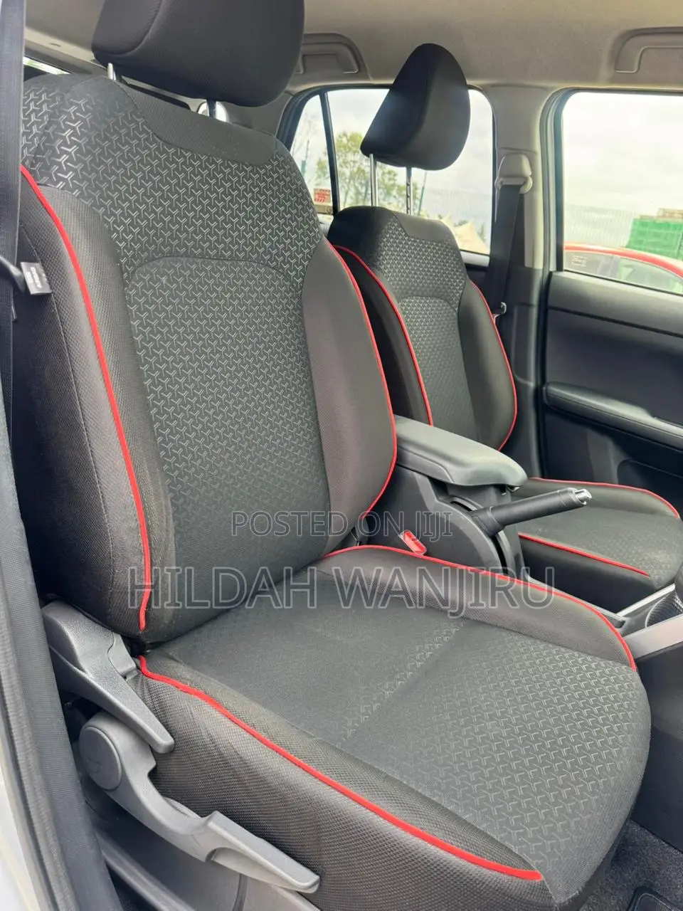 Toyota Raize 2019 Silver