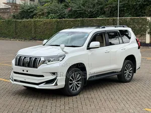 Toyota Land Cruiser Prado 2019 White