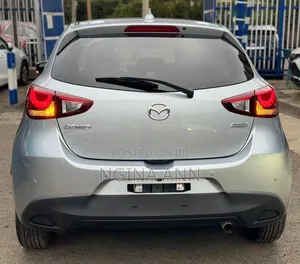 Mazda Demio 2019 Silver