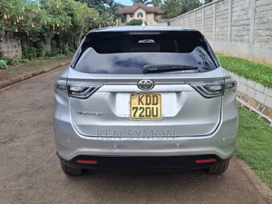Toyota Harrier 2.0 4WD 2014 Silver