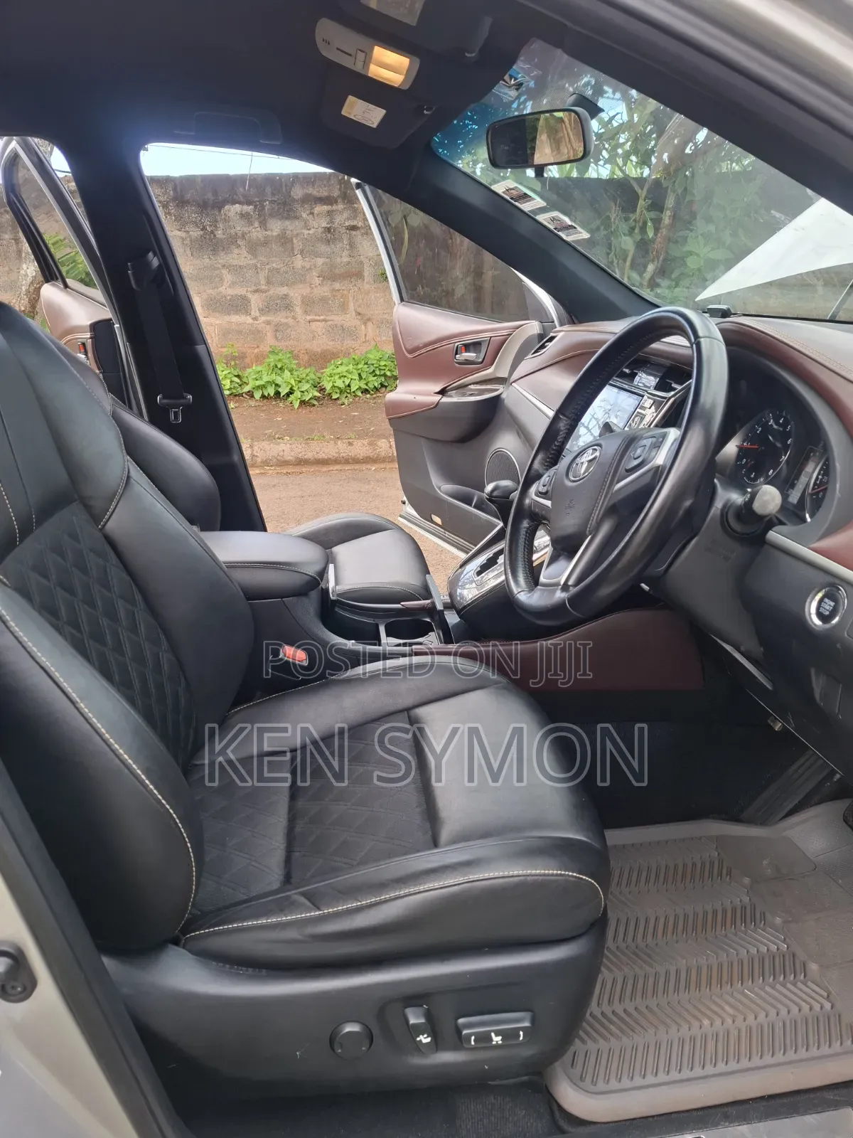 Toyota Harrier 2.0 4WD 2014 Silver