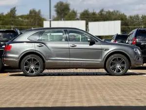 Bentley Bentayga Mulliner AWD 2018