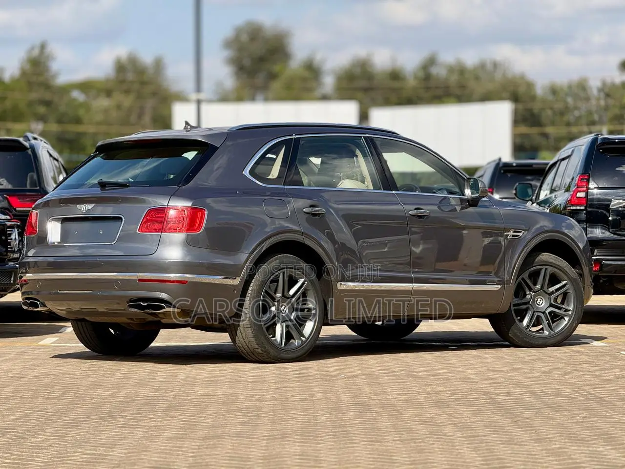 Bentley Bentayga Mulliner AWD 2018