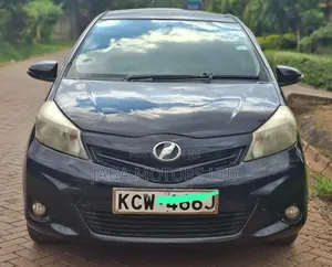 Toyota Vitz 2012 Black