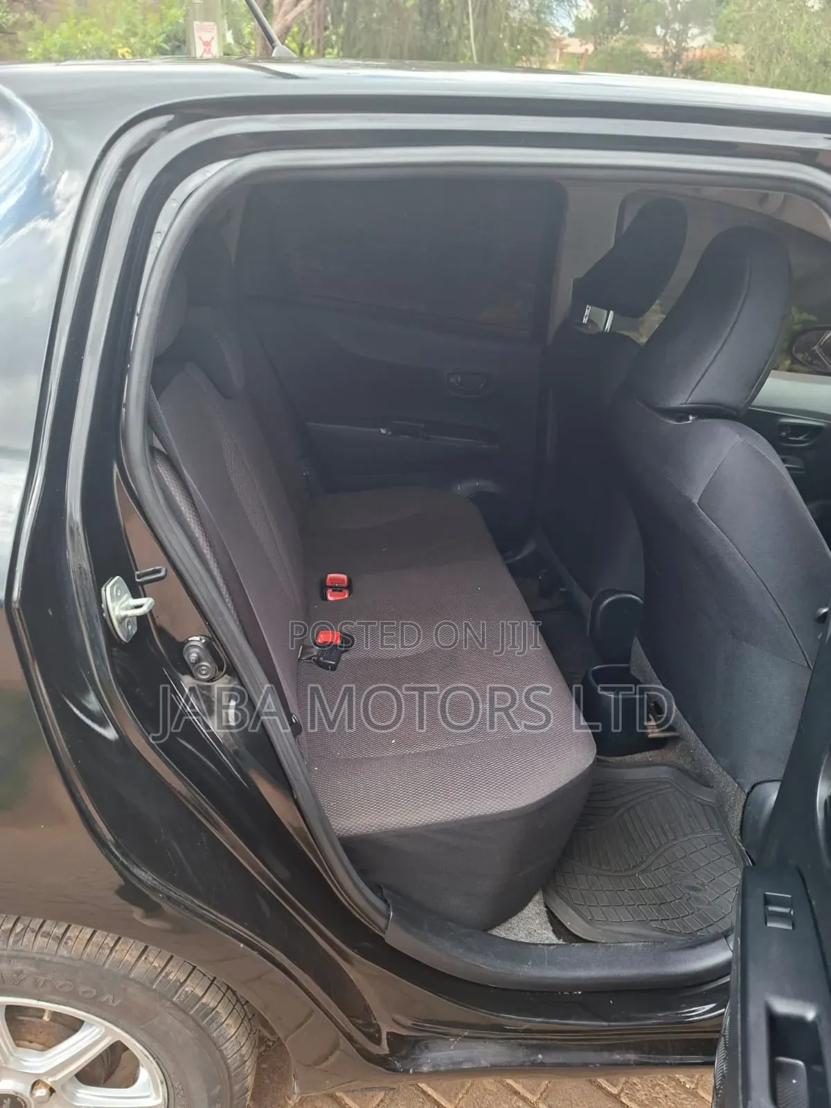 Toyota Vitz 2012 Black