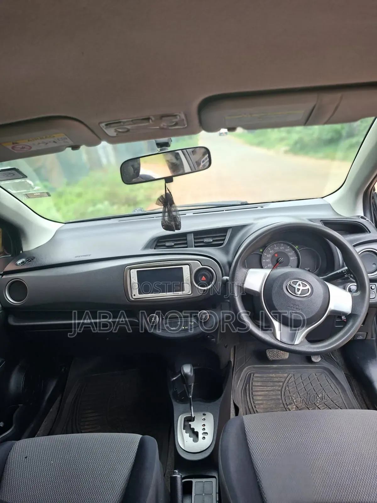 Toyota Vitz 2012 Black