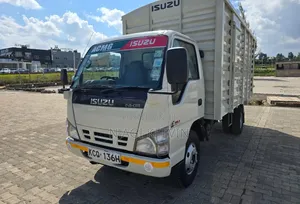Isuzu NKR Cover Body