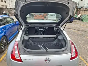 Nissan Fairlady 2019 Silver