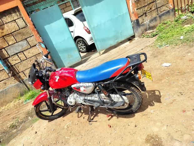 Bajaj Boxer 125 2020 Red - thumbnail 6