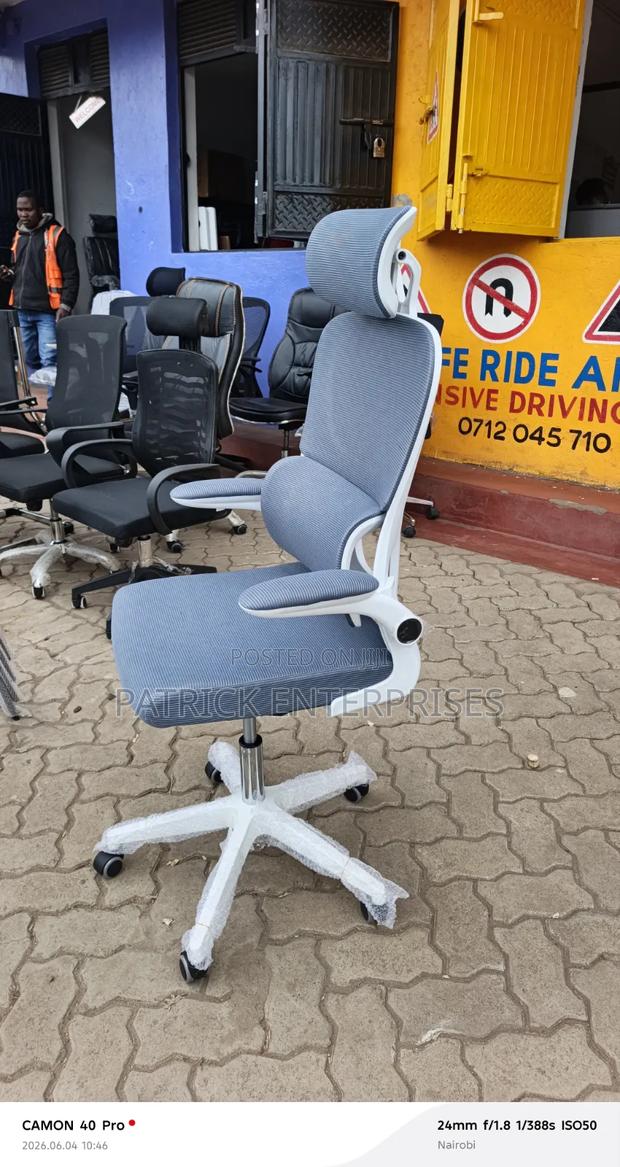 Executive Modern DBH Orthopedic Chair White-Gray - thumbnail 2
