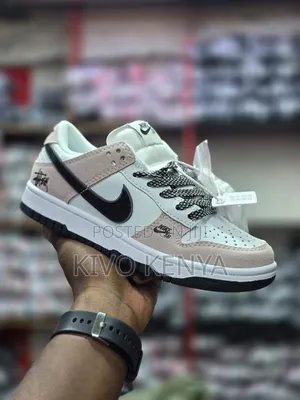 Stüssy X Nike Sb Dunk Low