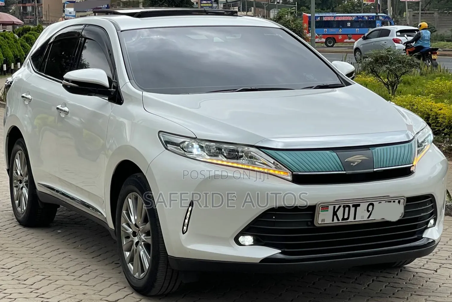 Toyota Harrier 2018 White
