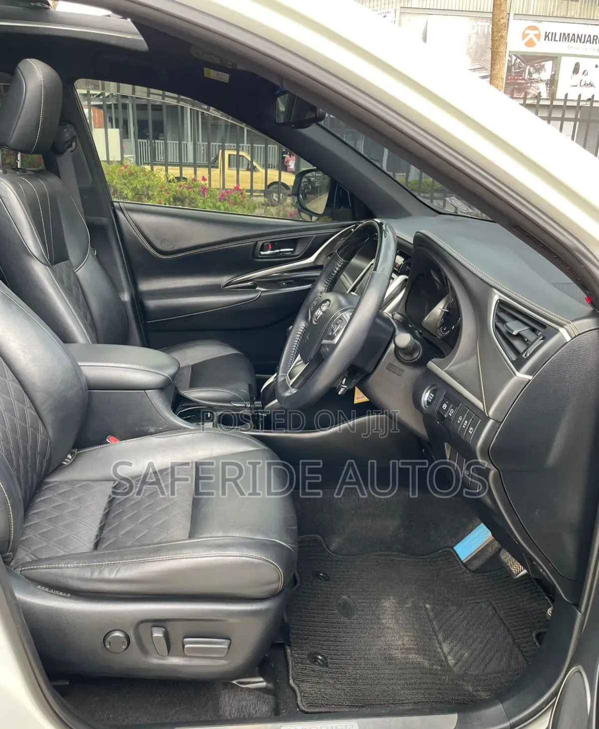 Toyota Harrier 2018 White
