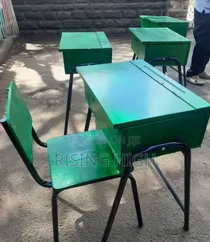 Ecd School Lockers and Chairs