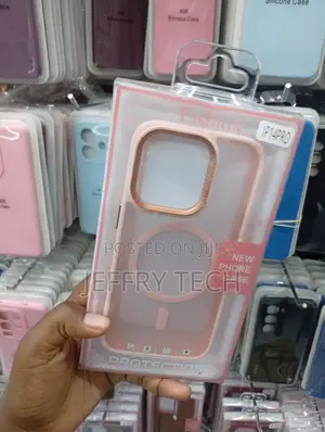iPhone 14 Pro Pink Lightweight Option Case