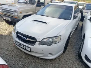 Subaru Legacy 2004 White