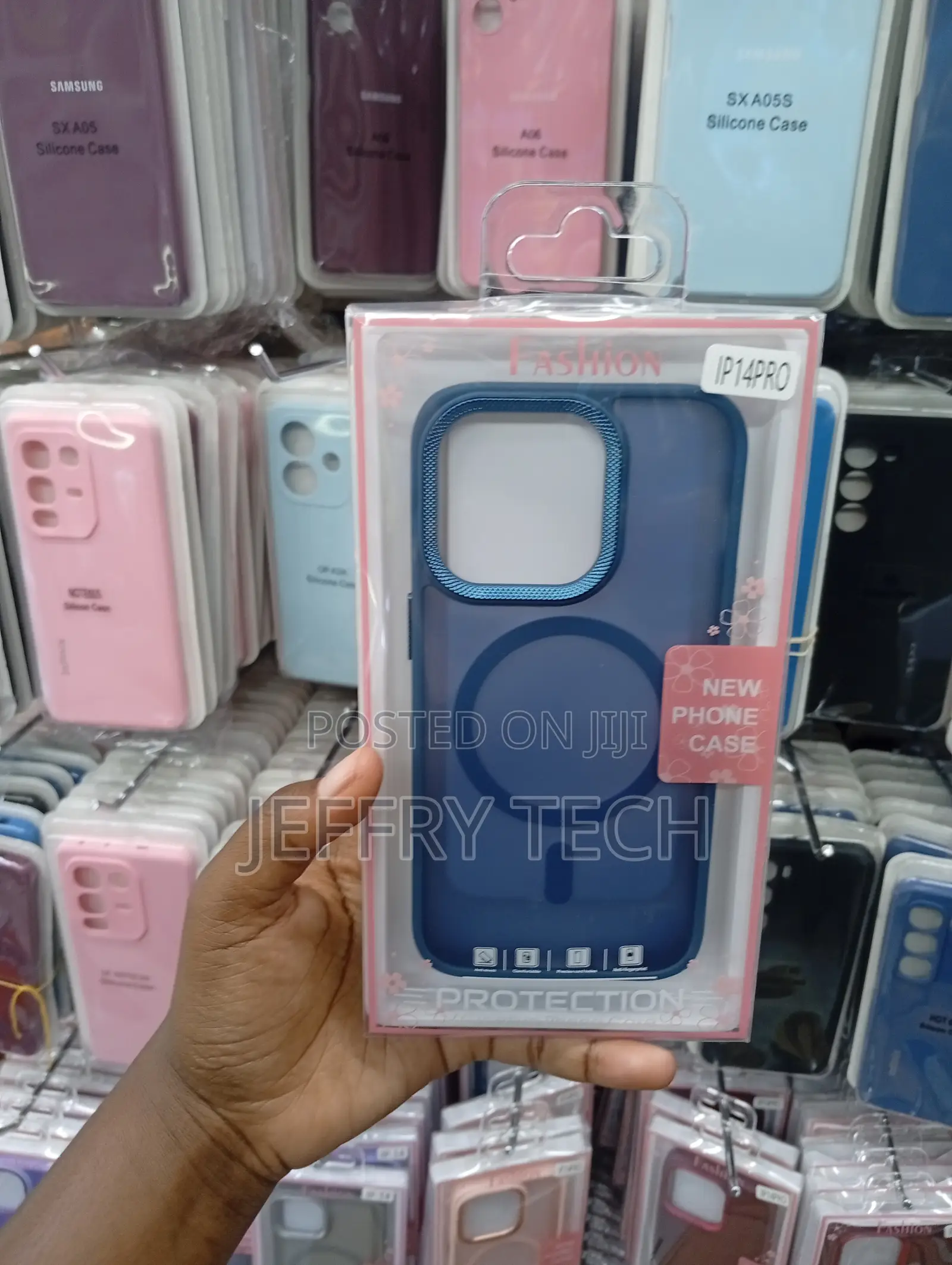 iPhone 14 Pro Matte, Semi-Transparent Frosted Backboard Cover