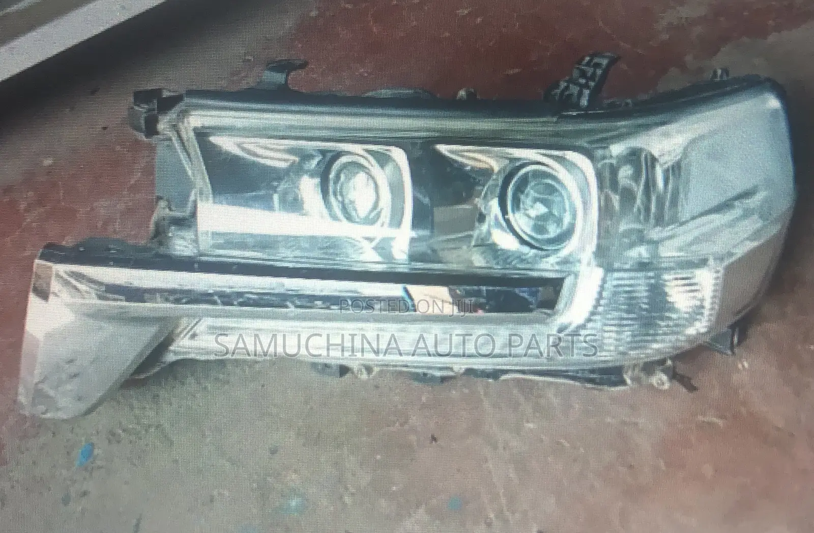 Headlight Land Cruiser V8 200 Series Xenon