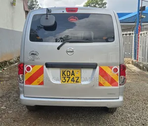 Nissan NV200 2014 Silver