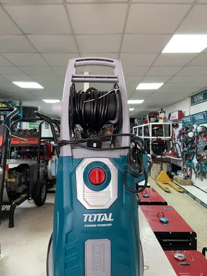 Total High Pressure Washer (Model Tgt11246)