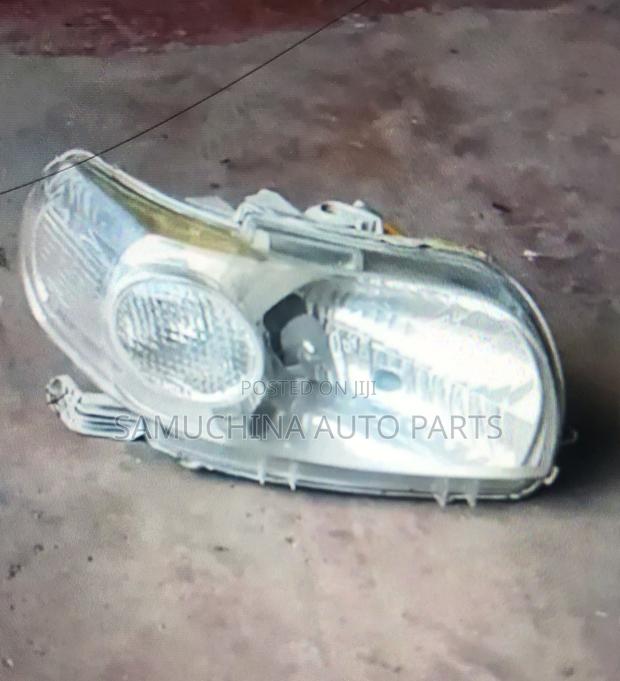 Headlight Toyota Porte