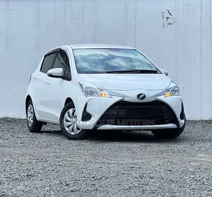 Toyota Vitz 1.3 FWD 5dr 2019 White