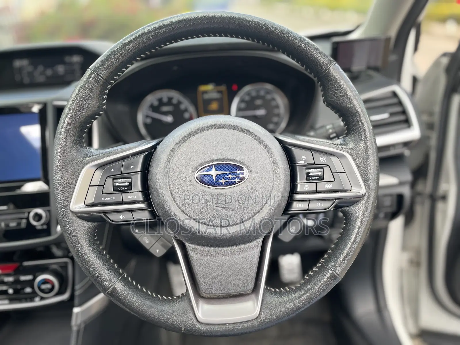 Subaru Forester Premium AWD 2019 White