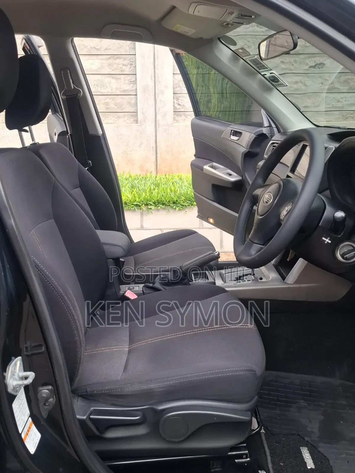 Subaru Forester 2.0D X 2010 Black
