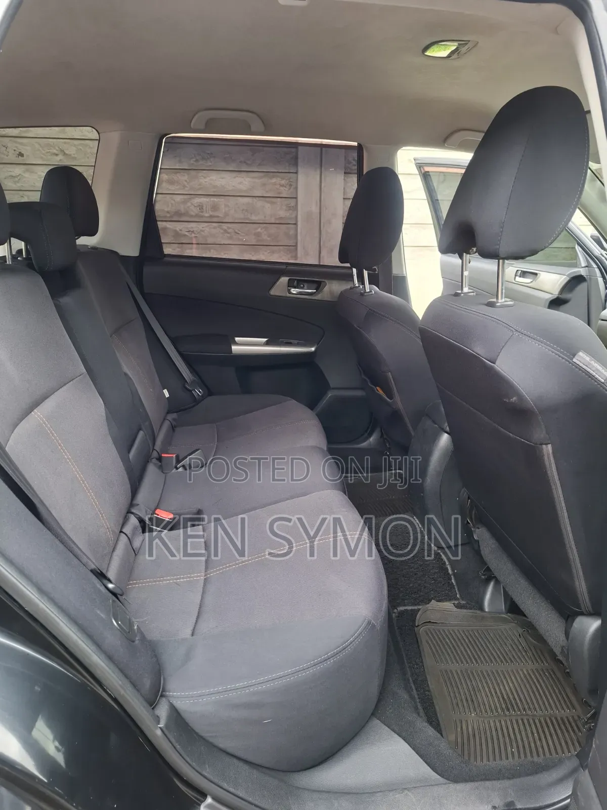 Subaru Forester 2.0D X 2010 Black