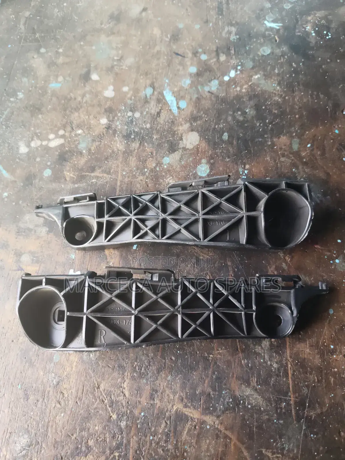 Rav4 Ac31/36 Bumper Slide Retainers