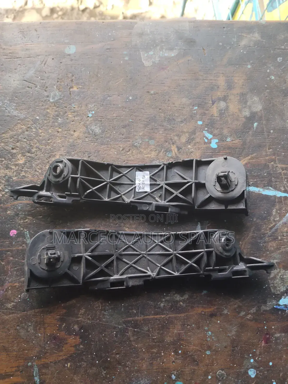 Rav4 Ac31/36 Bumper Slide Retainers