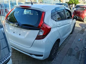 Honda Fit EX 2019 Pearl