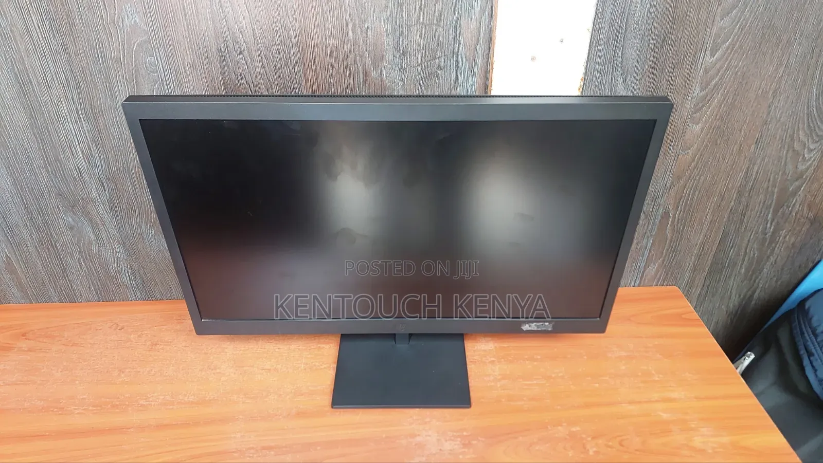 Hp P22v G5 22 Inch FHD (1920 X 1080) LCD Computer Monitor