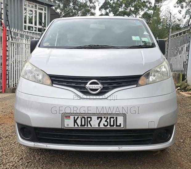 Nissan NV200 2018 Silver