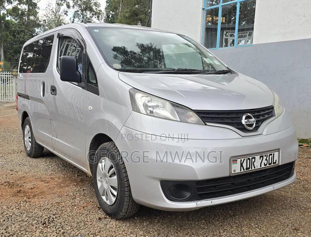 Nissan NV200 2018 Silver - thumbnail 4