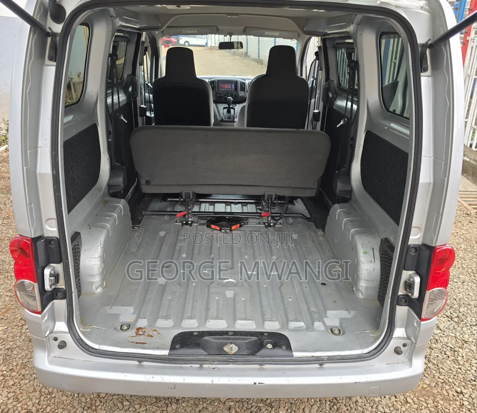 Nissan NV200 2018 Silver