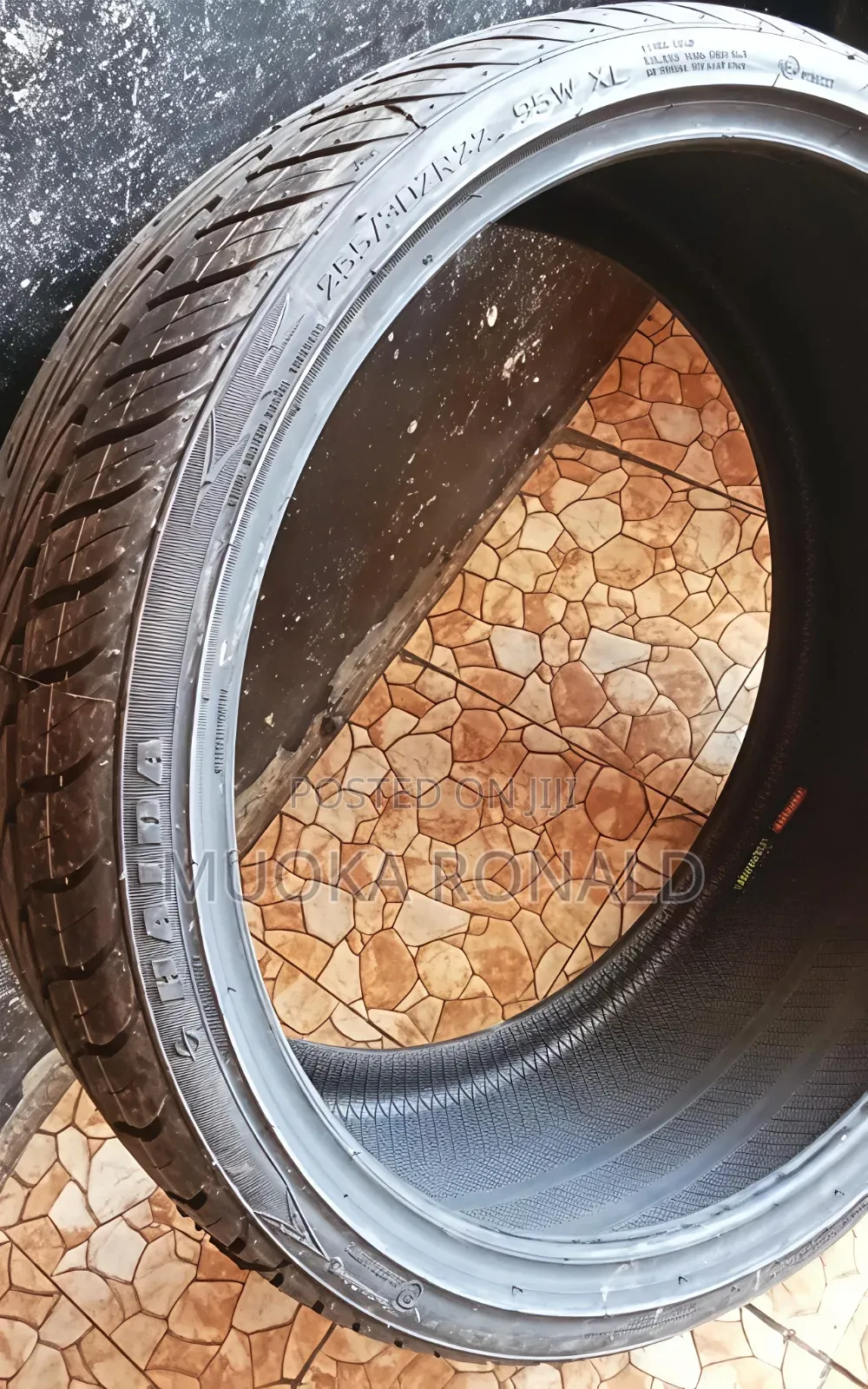 255/30r22 Haida Tyre