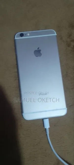 Apple iPhone 6 64 GB Silver