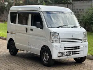 Suzuki Every Wagon 2018 Silver