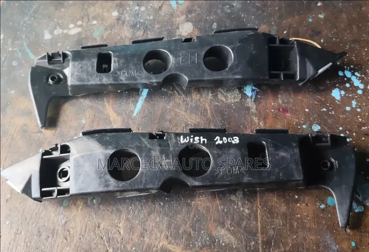 Wish Old 2003 Front Bumper Slide Retainers