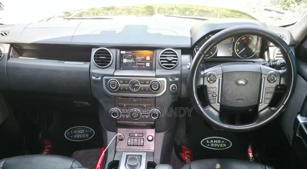 Land Rover Discovery 2016 Black