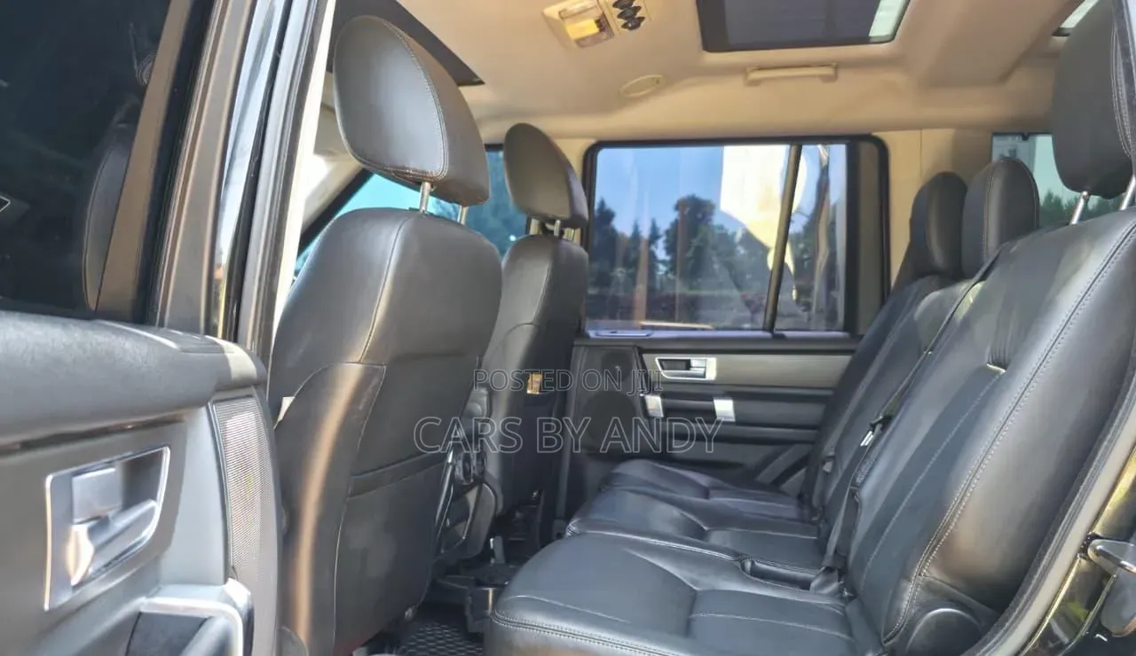 Land Rover Discovery 2016 Black